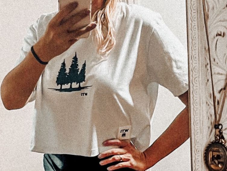 cropped Branco - In The Woods
